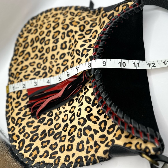 LAGGO ANIMAL PRINT HOBO SHOULDER BAG - Picture 6 of 11